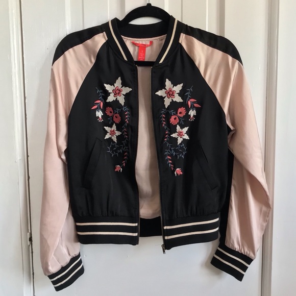 Chelsea & Violet Varsity Bomber Jacket - Picture 3 of 6